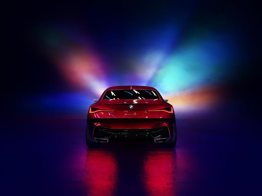  BMW Concept 4 2019 года  (фото 16 из 70)